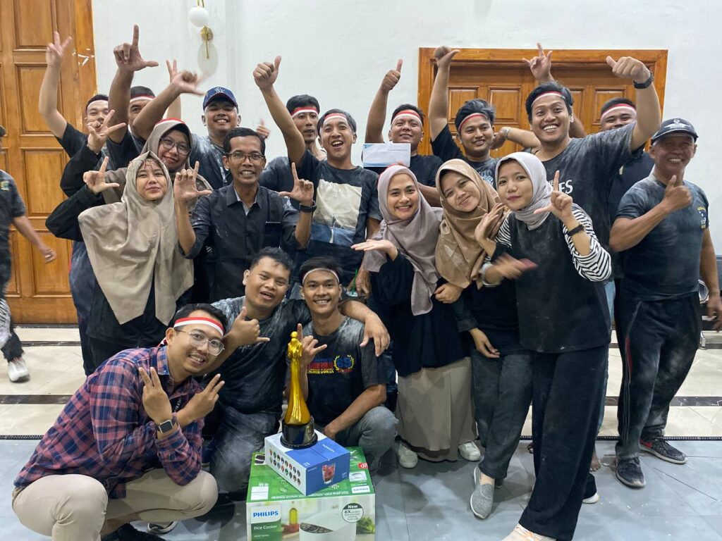 Penyerahan Hadiah Lomba