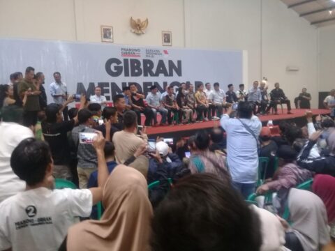 Gibran sedang berkampanye di Lasnur Convention Hall Slawi Tegal.